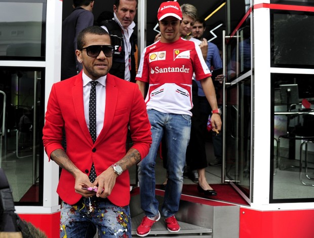 daniel_alves_e_massa