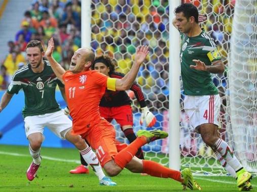 2226485992-levanta-ai-veja-7-jogadores-com-fama-de-cai-cai-2560752859