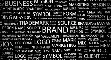 Uso-de-palavras-estrangeiras-na-Publicidade-2-370x200